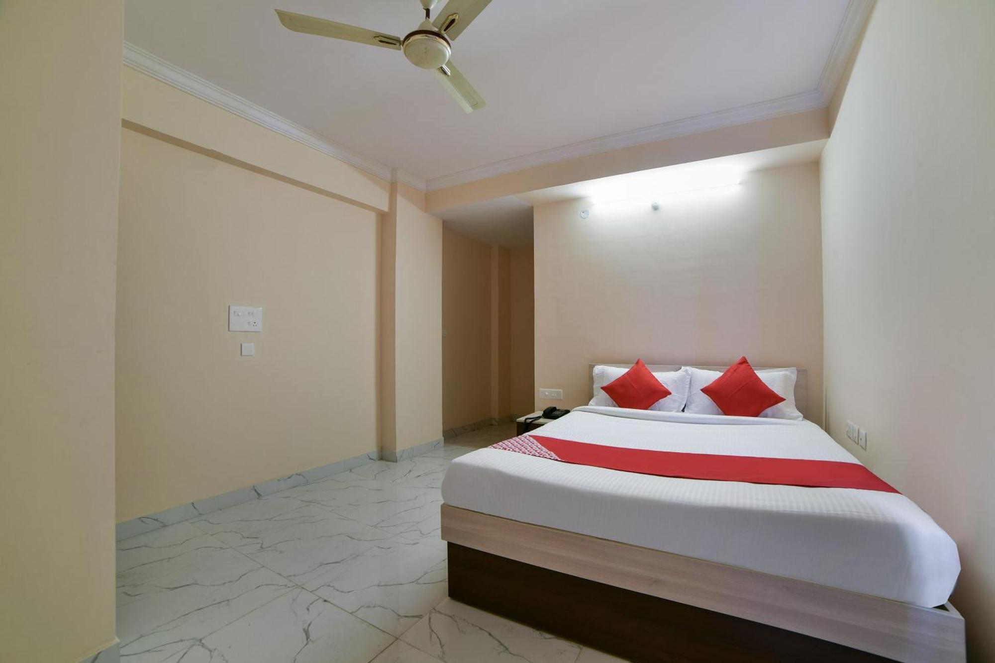 OYO 17315 Opal Residency Hyderabad Exterior foto